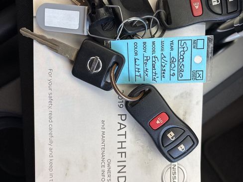 Used 2019 Nissan Frontier PRO-4X w/ Pro-4x Luxury Package image 51