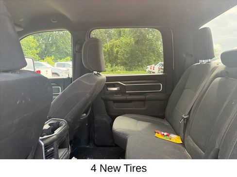 Used 2023 RAM 2500 Big Horn w/ Level 1 Equipment Group AWD/4WD image 11