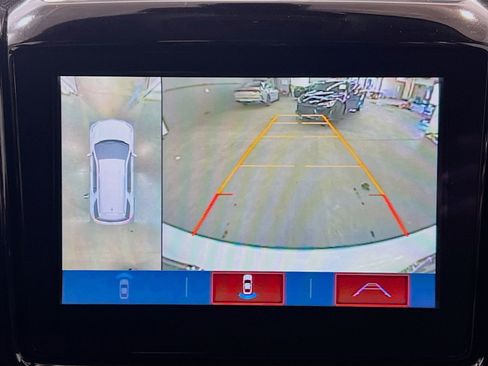 Used 2018 Chevrolet Traverse High Country image 9