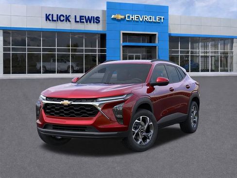 New 2026 Chevrolet Trax LT FWD image 6