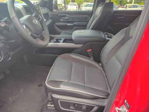 Used 2025 RAM 1500 Laramie image 11