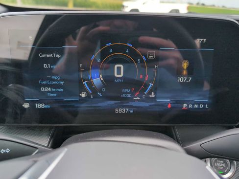 Used 2026 Chevrolet Equinox LT w/ Safety and Technology Package FWD image 11