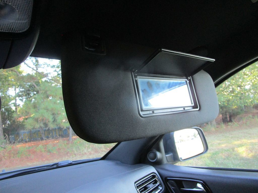 Used 2025 Dodge Durango GT AWD/4WD image 40