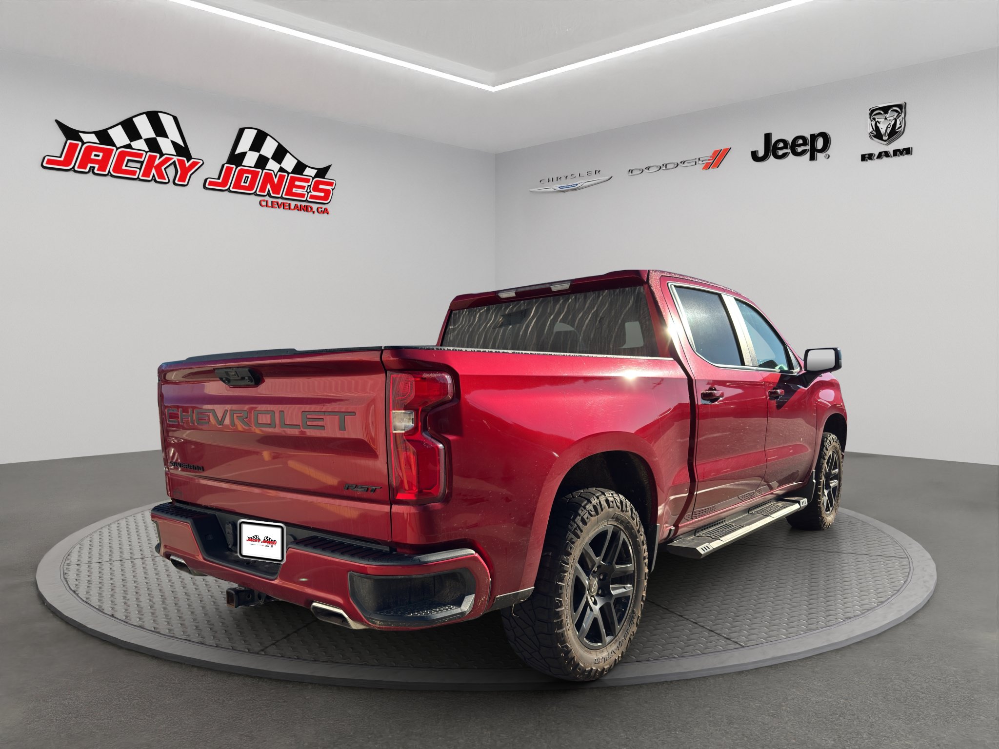Used 2023 Chevrolet Silverado 1500 RST AWD/4WD image 8