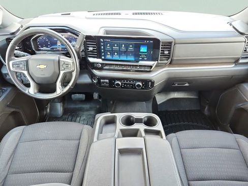 Certified 2022 Chevrolet Silverado 1500 LT image 33