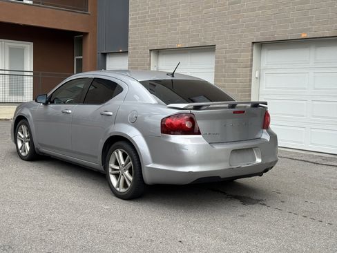 Used 2014 Dodge Avenger SE w/ Rallye Appearance Group image 3