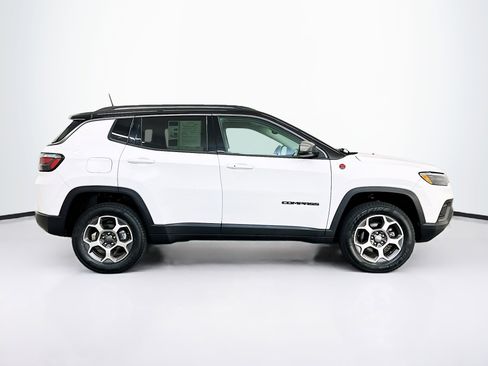 Used 2022 Jeep Compass Trailhawk w/ Trailhawk Elite Group image 10
