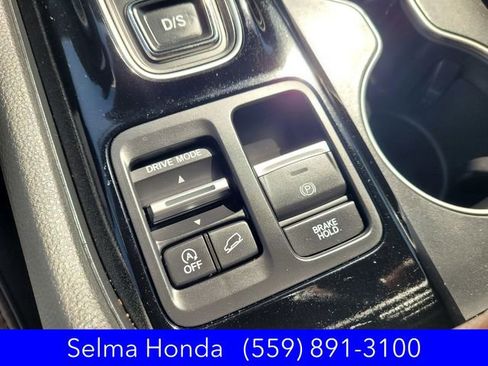 Used 2023 Honda Pilot Elite image 25