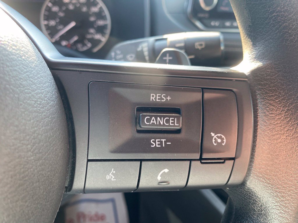 Used 2021 Nissan Rogue S FWD image 25