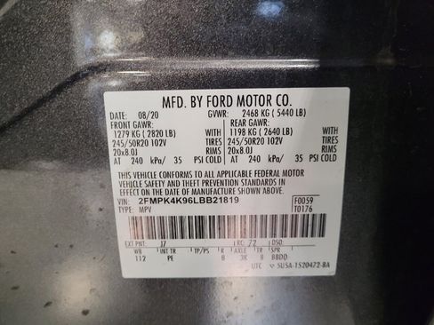 Used 2020 Ford Edge Titanium w/ Equipment Group 301A image 33