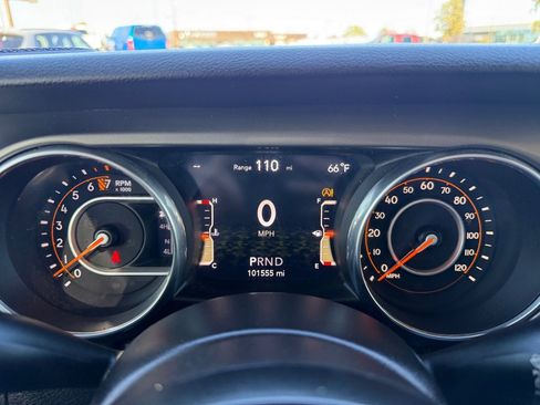 Used 2018 Jeep Wrangler Unlimited Sport S image 32