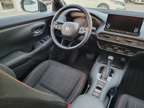 Used 2023 Honda HR-V Sport image 23