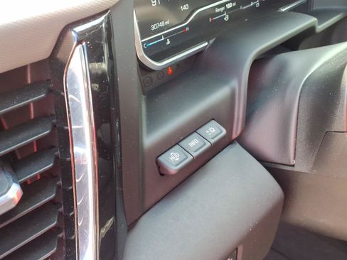 Used 2023 GMC Sierra 1500 Denali w/ Denali Reserve Package AWD/4WD image 20