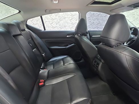 Used 2021 Nissan Altima 2.5 Platinum AWD/4WD image 10