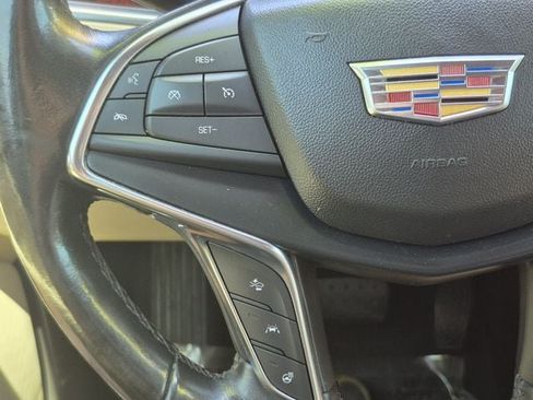 Used 2019 Cadillac XT5 Luxury FWD image 12