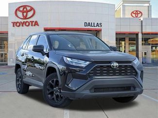 Used 2023 Toyota RAV4 LE video 1