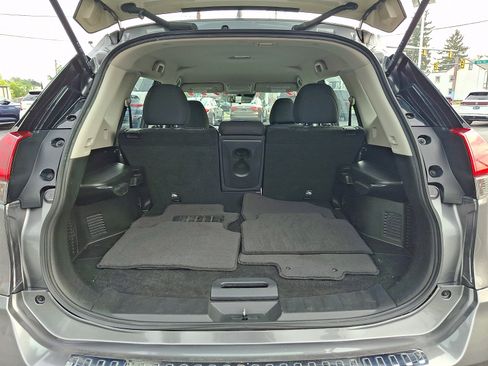 Used 2019 Nissan Rogue S AWD/4WD image 27