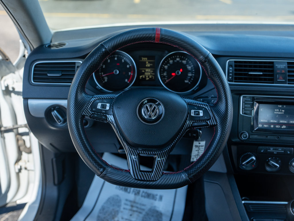 Used 2017 Volkswagen Jetta S w/ Jetta S Cold Weather Package FWD image 21