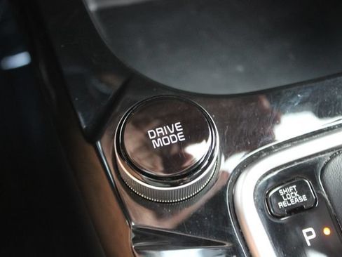 Used 2023 Kia Seltos S FWD image 9