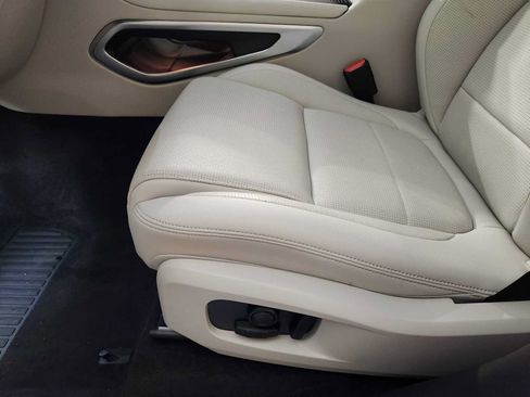 New 2026 Jaguar F-PACE R-Dynamic S AWD/4WD image 40