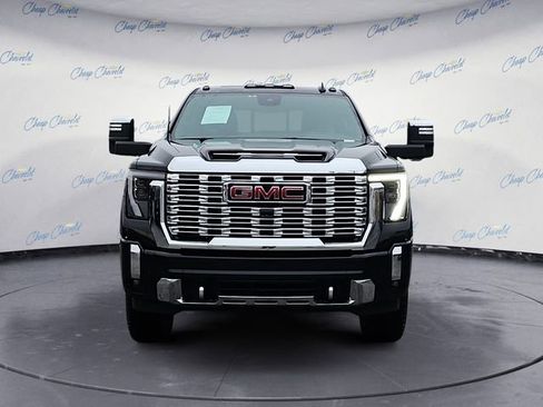 Used 2024 GMC Sierra 2500 Denali w/ Denali Reserve Package image 8