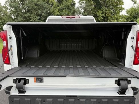 Certified 2024 Chevrolet Silverado 1500 ZR2 w/ ZR2 Bison Edition image 11