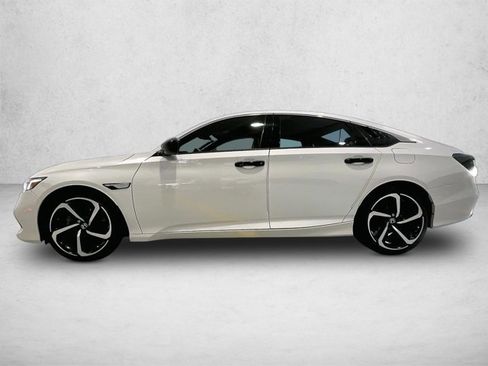 Used 2022 Honda Accord Sport image 6