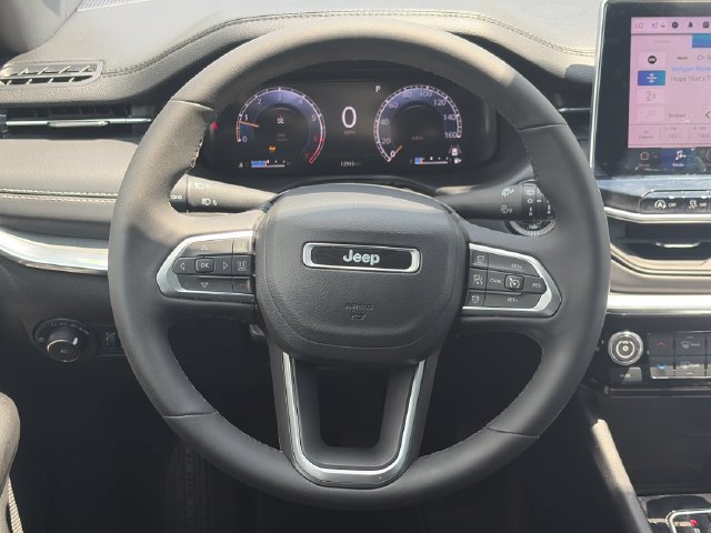 Used 2023 Jeep Compass High Altitude AWD/4WD image 14