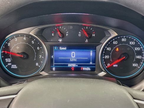 Used 2022 Chevrolet Equinox LS w/ LS Convenience Package FWD image 18