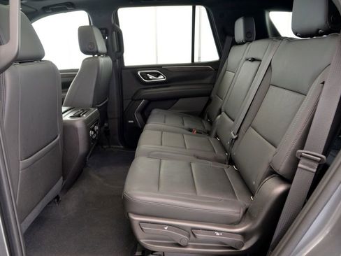 Used 2021 Chevrolet Tahoe LT w/ LT Signature Package AWD/4WD image 32
