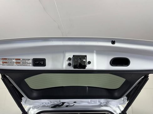 Used 2023 Toyota Corolla Cross XLE w/ Convenience Package image 20