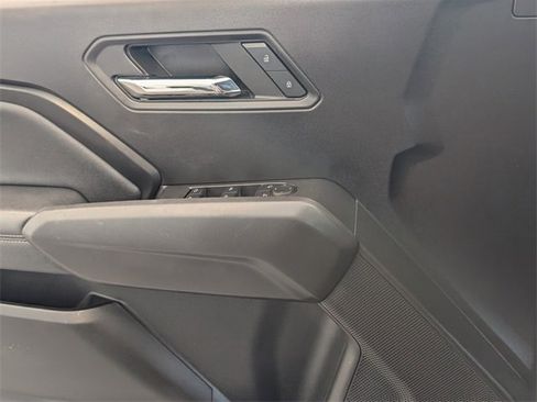 Used 2023 Chevrolet Colorado LT w/ LT Convenience Package image 23