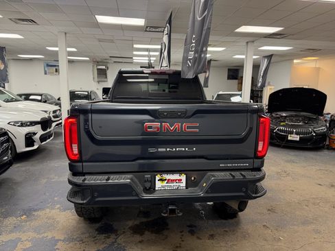 Used 2022 GMC Sierra 3500 Denali image 9