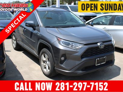 Used 2021 Toyota RAV4 XLE w/ Convenience Package