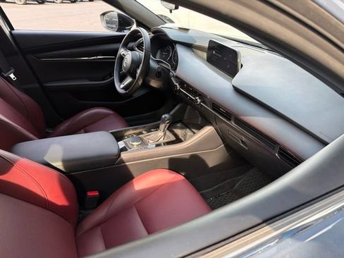 Used 2026 MAZDA MAZDA3 Carbon AWD/4WD image 12