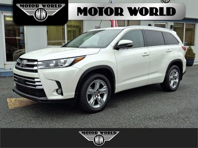 Used 2017 Toyota Highlander Limited
