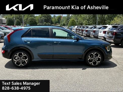 New 2025 Kia Niro EX Touring image 6