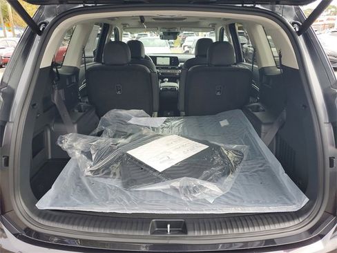 New 2025 Kia Telluride S image 14