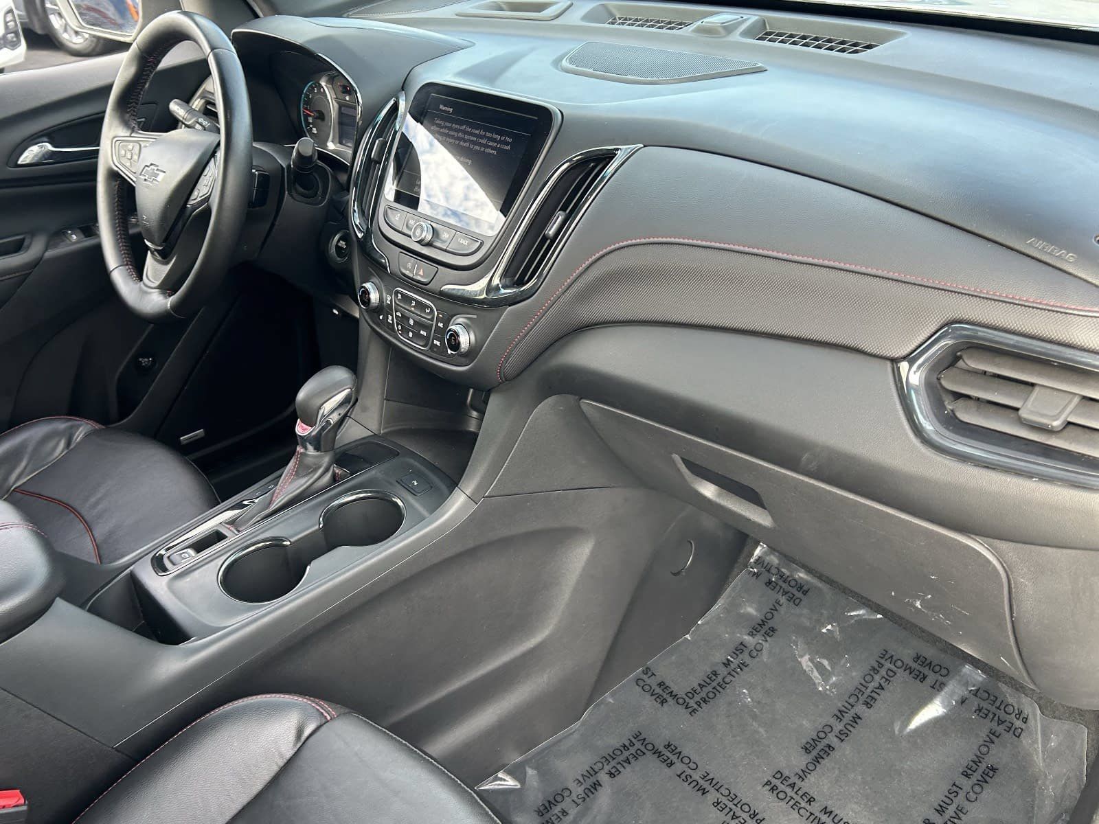 Used 2022 Chevrolet Equinox RS w/ RS Leather Package FWD image 15