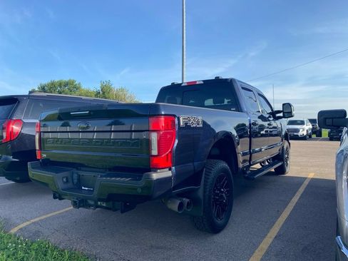 Used 2022 Ford F250 Lariat w/ Black Appearance Package AWD/4WD image 9
