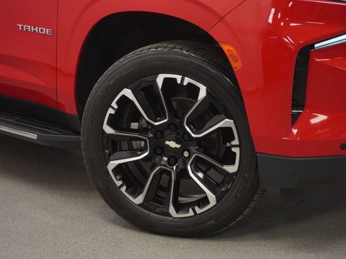 Used 2022 Chevrolet Tahoe LT AWD/4WD image 4