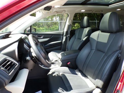 Used 2020 Subaru Ascent Limited w/ Technology Package AWD/4WD image 13