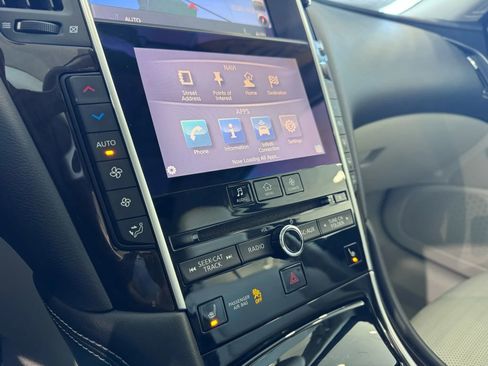 Used 2015 INFINITI Q50 Sport w/ Technology Package image 28