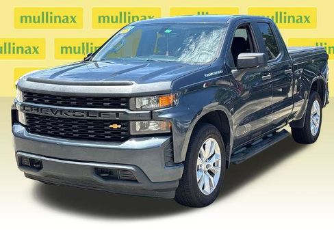 Used 2019 Chevrolet Silverado 1500 Custom w/ Trailering Package RWD image 12