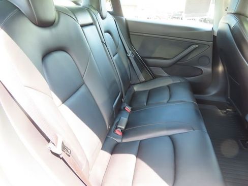 Used 2022 Tesla Model 3 RWD image 31