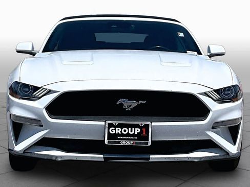Used 2022 Ford Mustang Premium RWD image 4