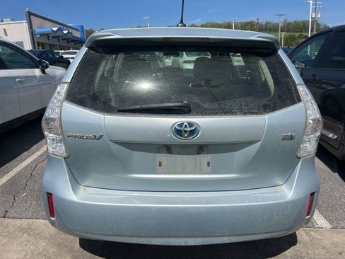 Used 2013 Toyota Prius V Three image 3