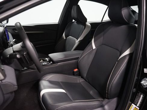 Certified 2025 Toyota Camry SE image 28