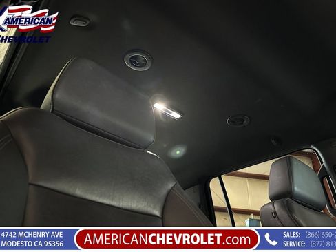 Used 2023 Chevrolet Suburban LT AWD/4WD image 22