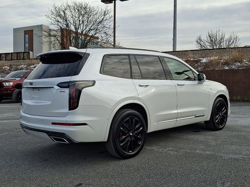 Used 2025 Cadillac XT6 Sport w/ Technology Package image 6